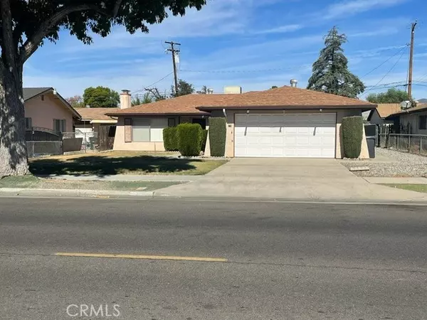 110 W Mayberry AVE, Hemet, CA 92543