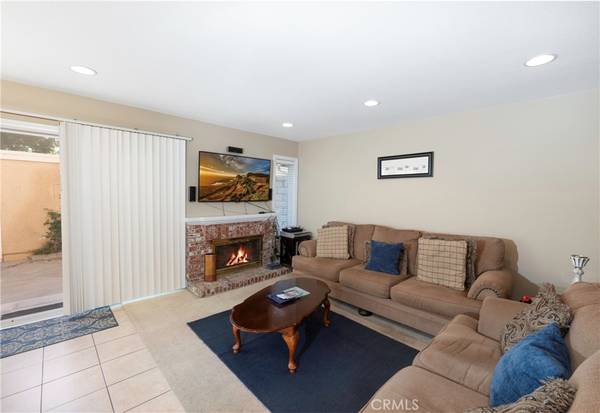 Yorba Linda, CA 92887,21155 Via  Canon