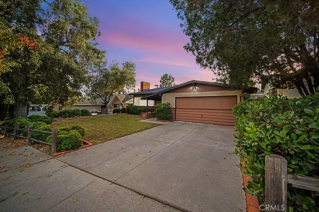 La Crescenta, CA 91214,6284 Hamilton LN