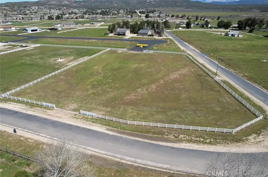 Aguanga, CA 92536,49806 Sky Harbor WAY