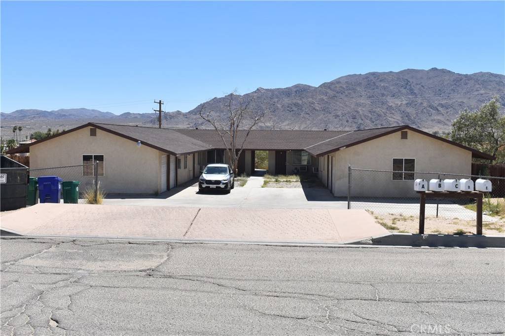 73591 Sunnyslope DR, 29 Palms, CA 92277