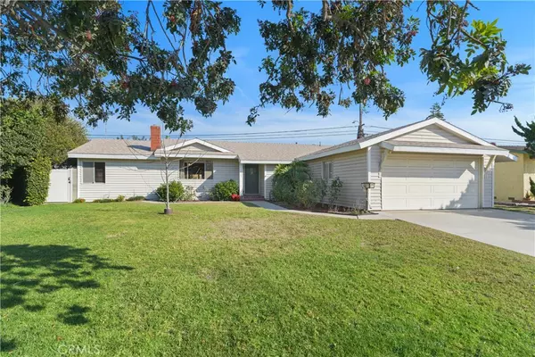 Stanton, CA 90680,10834 Ramblewood DR