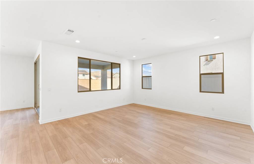 Perris, CA 92571,730 Kuchar AVE