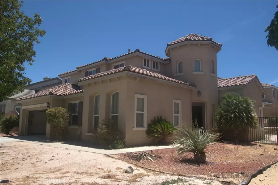 4832 Summerbreeze CT, Palmdale, CA 93552