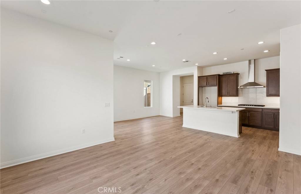 Corona, CA 92883,11920 Shadeland DR