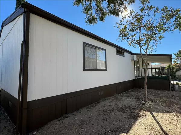 Rialto, CA 92376,250 N Linden AVE #217