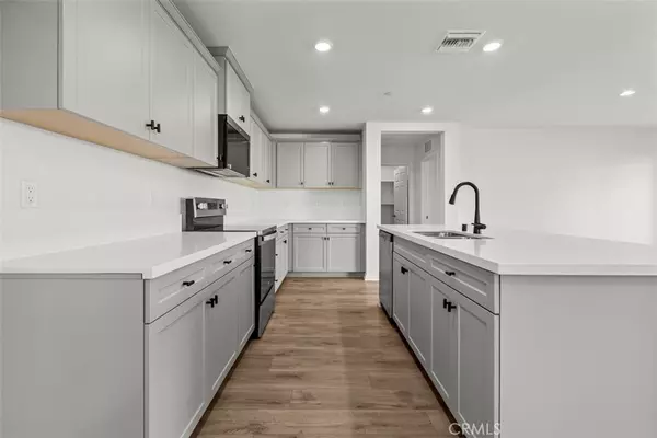 Nuevo, CA 92567,28280 Golden Spring Dr. DR