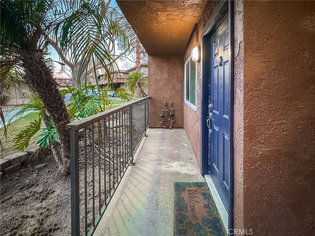 Corona, CA 92882,1456 Chalgrove DR #E