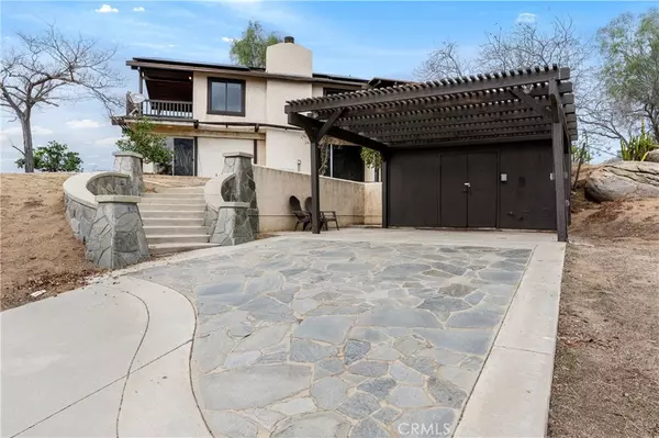 Riverside, CA 92507,20682 Hill Top Drive