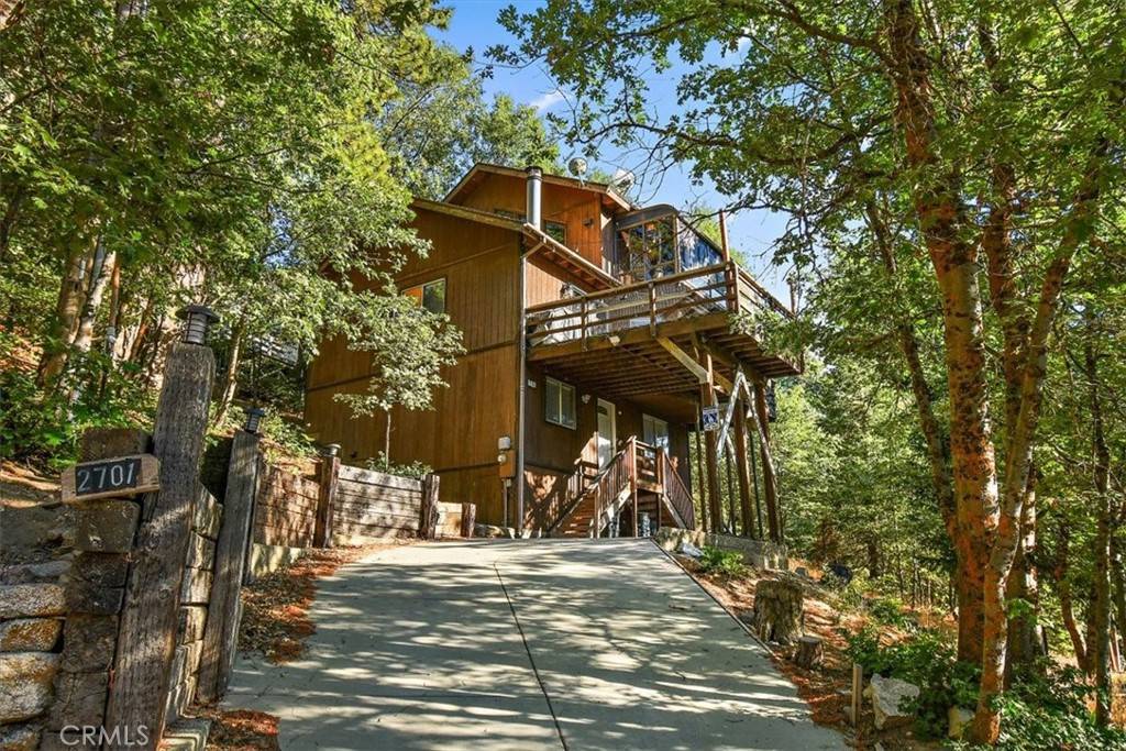 2701 Canon WAY, Running Springs, CA 92382