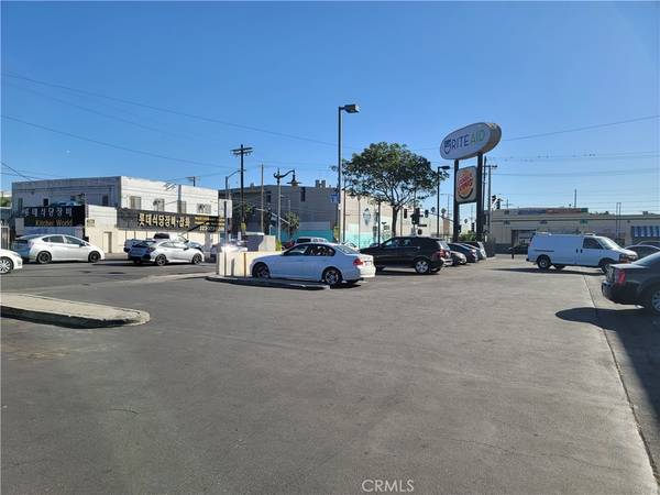 Los Angeles, CA 90006,1827 S VERMONT AVE