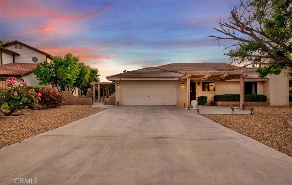 Victorville, CA 92395,18345 Salem LN