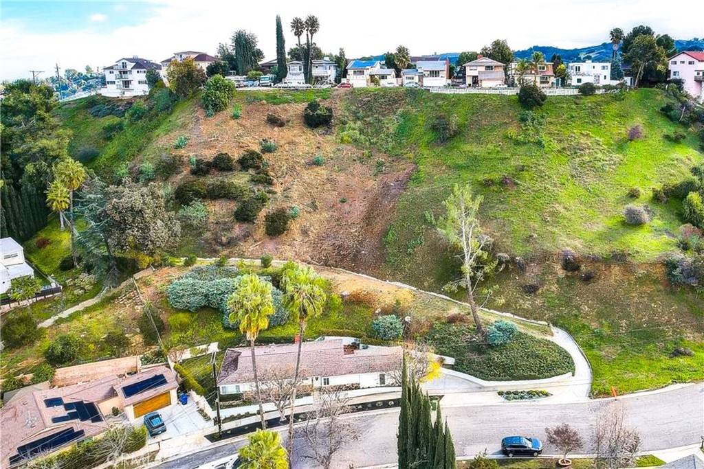 Woodland Hills, CA 90077,4329 Torreon DR