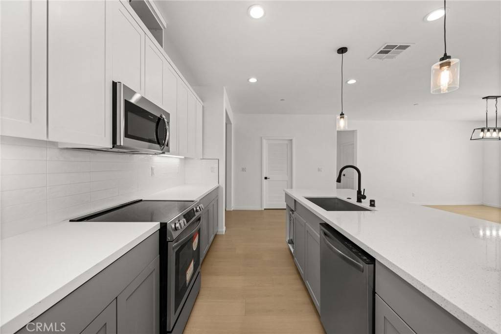 Moreno Valley, CA 92555,13604 Darwin DR