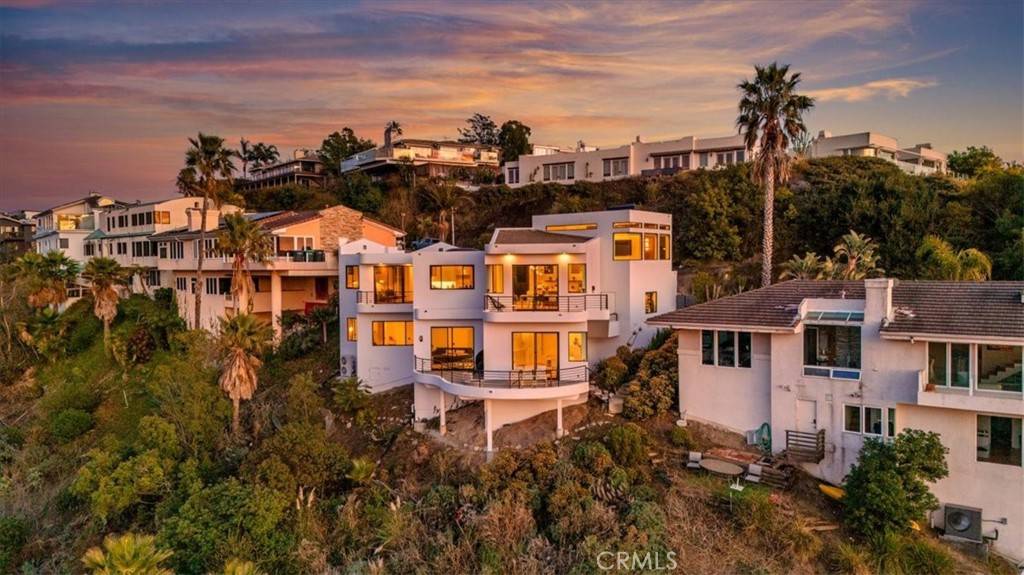 1425 Skyline DR, Laguna Beach, CA 92651