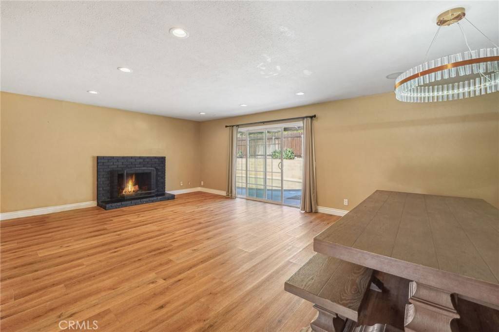 Upland, CA 91786,1005 W 7th ST