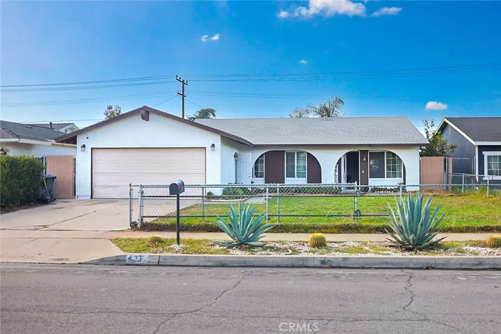 Rialto, CA 92376,425 KING
