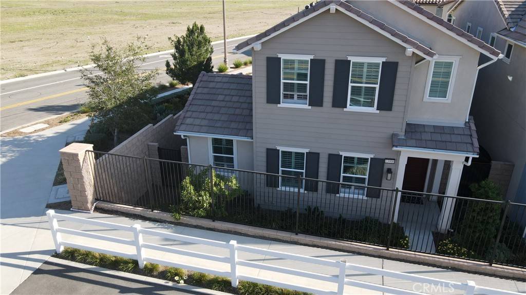 Fontana, CA 92336,13906 Gazania LN