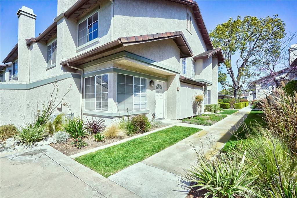 Irvine, CA 92612,28 Columbia #18