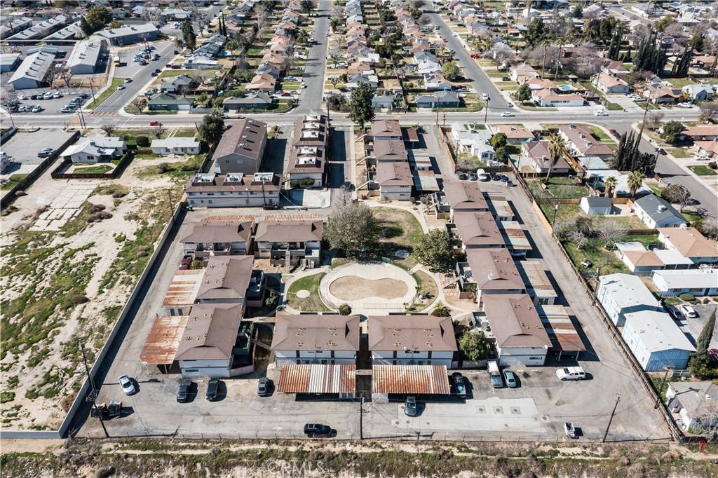 Bakersfield, CA 93309,420 S Real RD