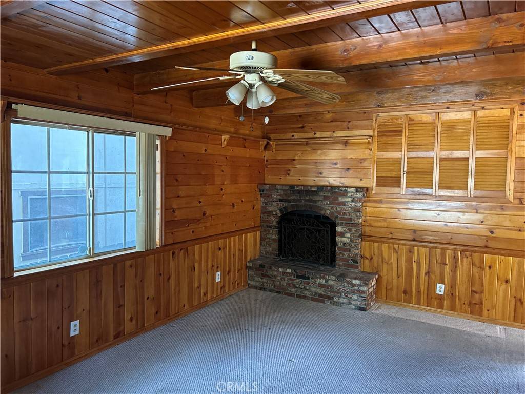 Crestline, CA 92325,23921 Straight WAY
