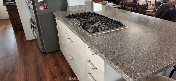 Vista, CA 92084,1506 Oak DR #12