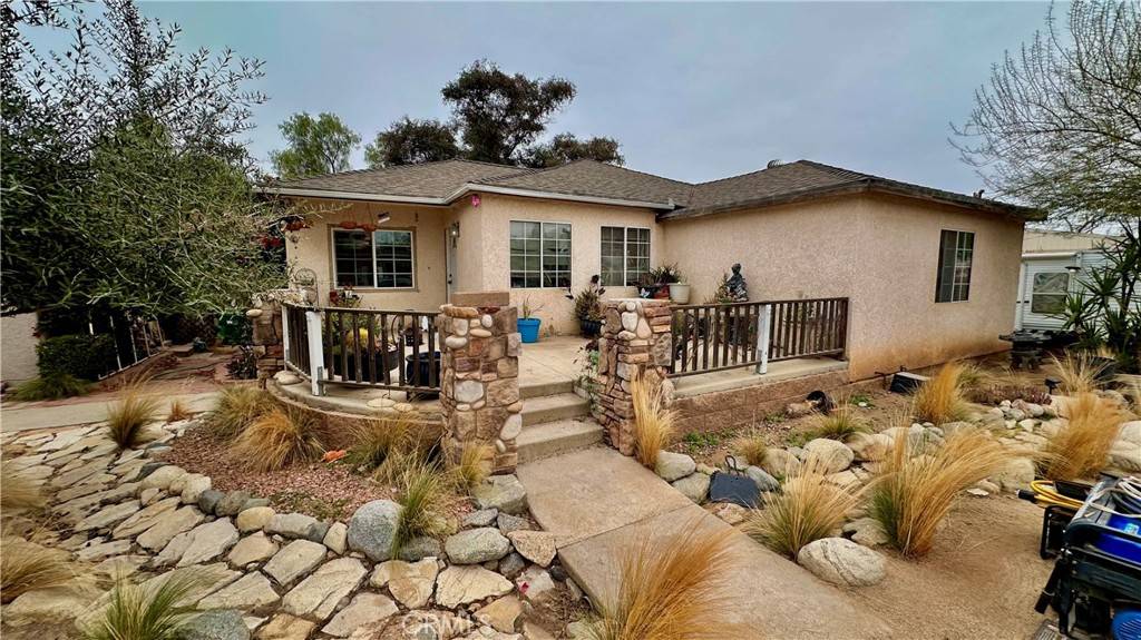 20530 Mural, Perris, CA 92570