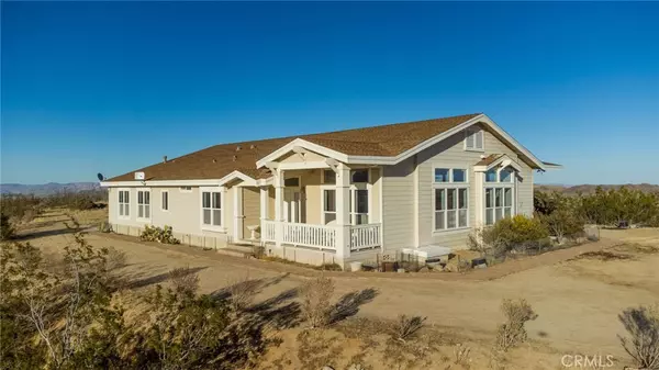 57120 Luna Vista LN, Landers, CA 92285