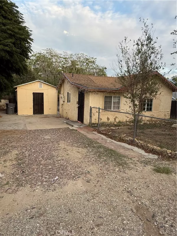 1058 N Hermosa AVE, Banning, CA 92220