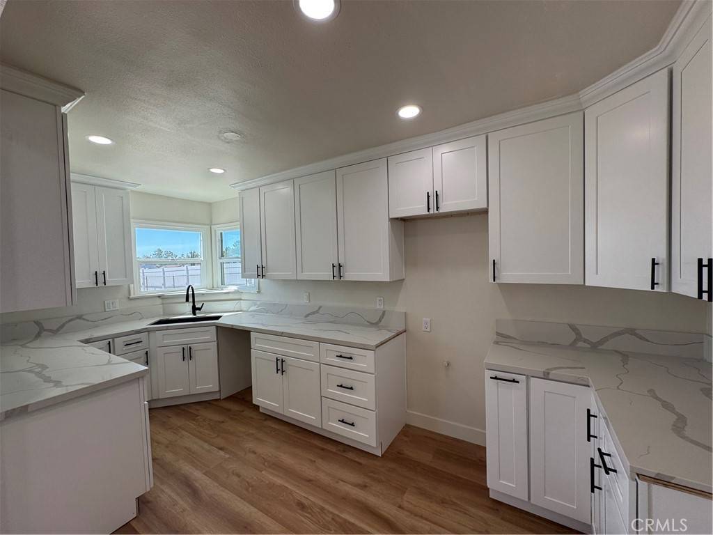 Fontana, CA 92336,17651 Fairfax ST