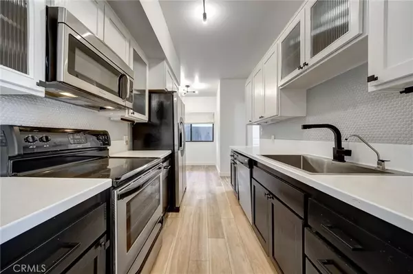 West Hollywood, CA 90069,1133 N Clark ST #101