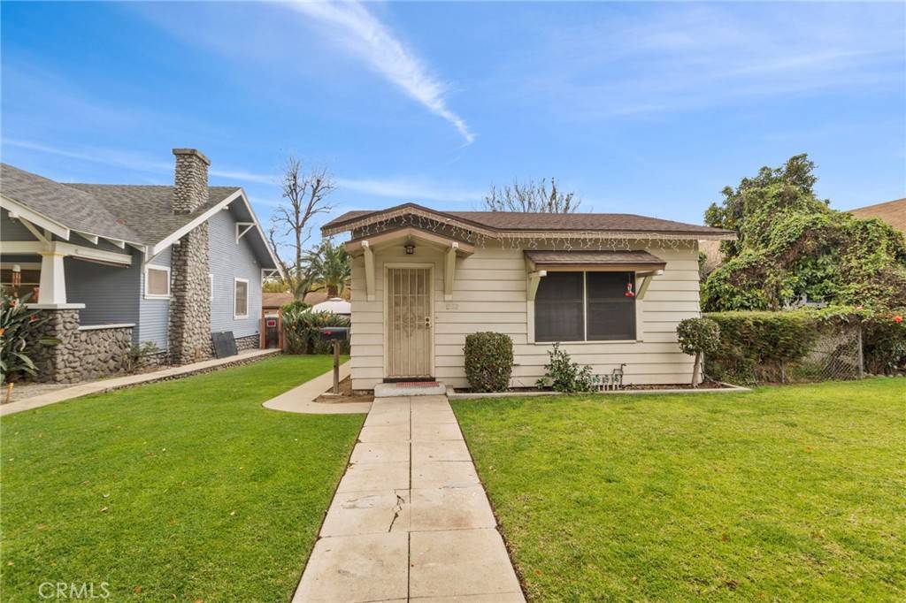 Ontario, CA 91764,318 E F ST #3