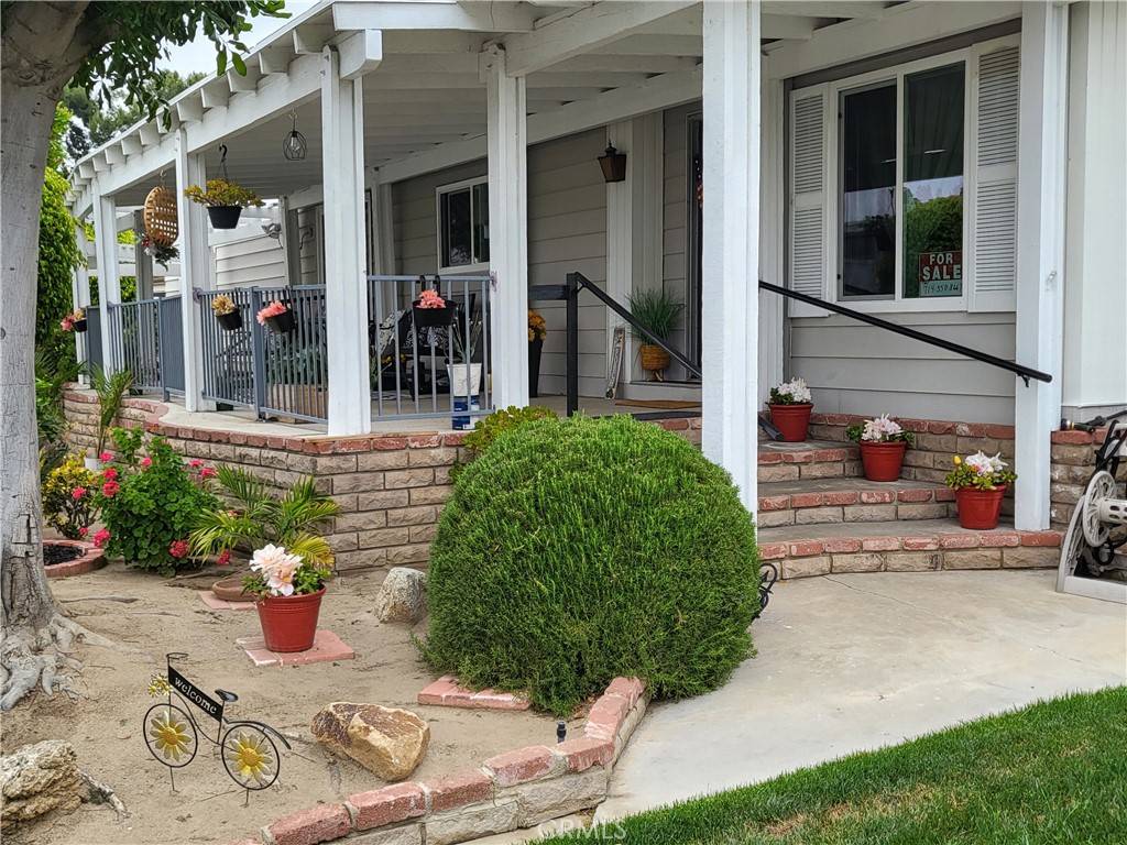 210 Silverlake DR, Placentia, CA 92870