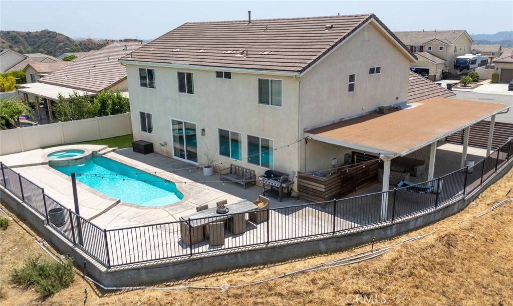 Calimesa, CA 92320,148 Mesquite CT