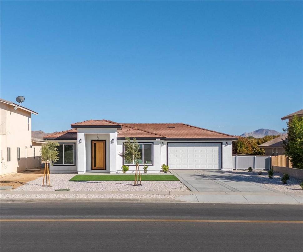 26987 Lakeview DR, Helendale, CA 92342