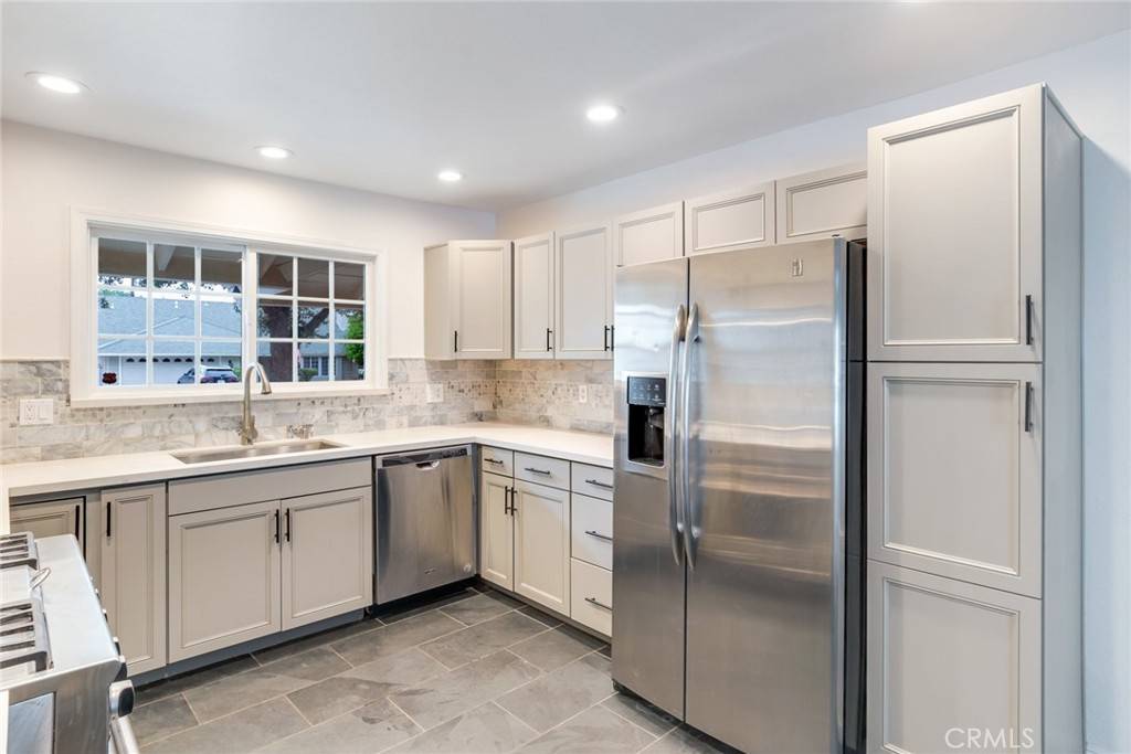Riverside, CA 92507,749 Apache TRL
