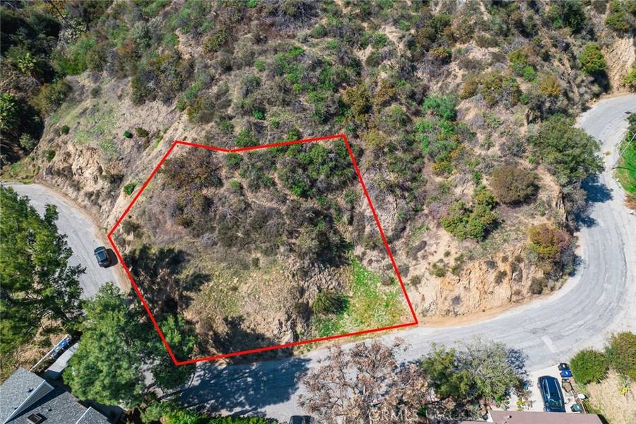 2745 Kennington DR, Glendale, CA 91206