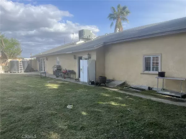 Bakersfield, CA 93314,18140 Stockdale HWY