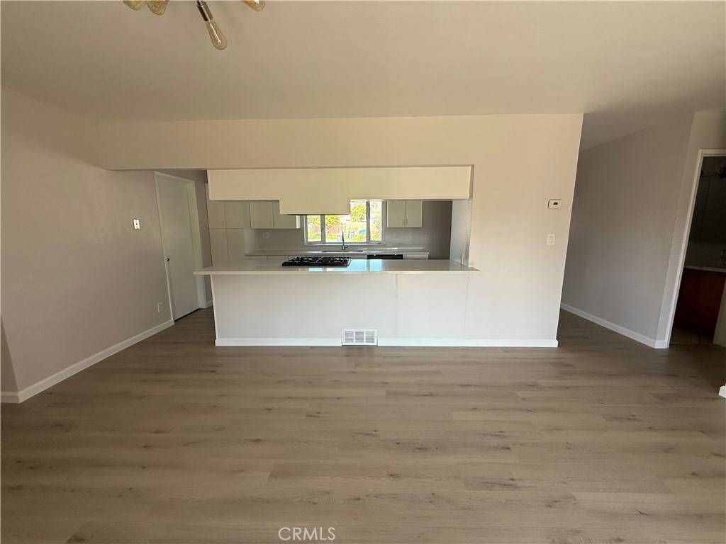 Poway, CA 92064,13202 Waltham AVE