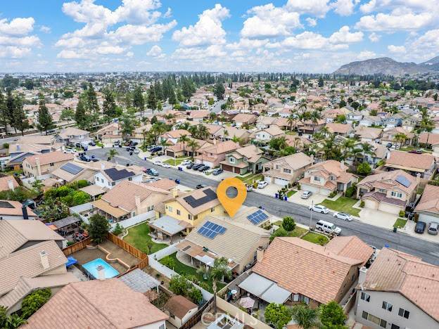Fontana, CA 92337,12054 Overland CT