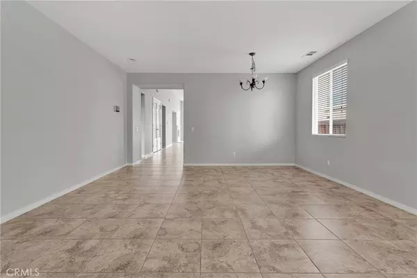 Hesperia, CA 92344,13204 Monrovia ST