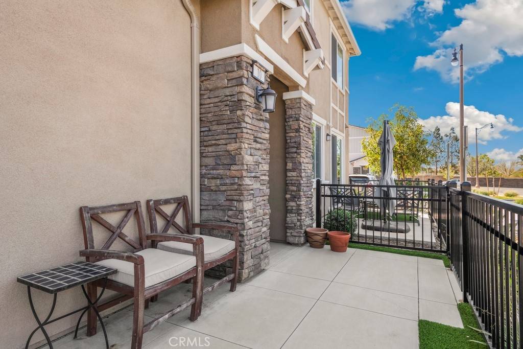 Fontana, CA 92336,16540 Wyndham LN #10