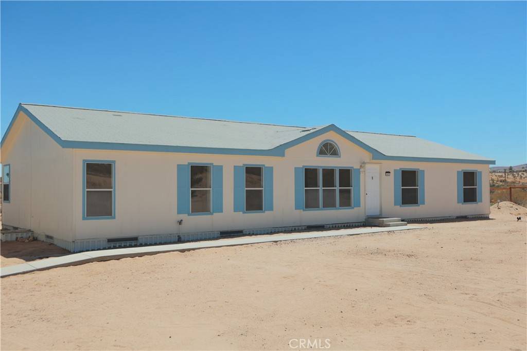 423 Delgada AVE, Yucca Valley, CA 92284