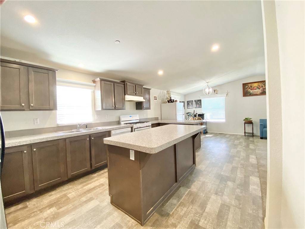 17035 Hidalgo DR, Perris, CA 92570