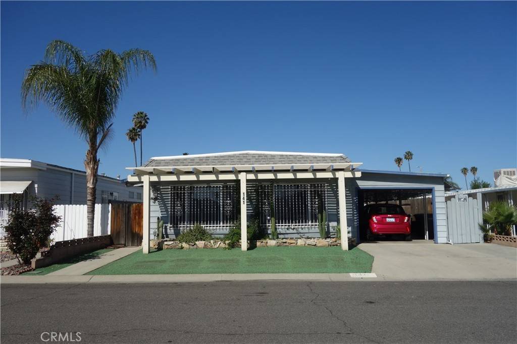 141 Santa Lucia DR, Hemet, CA 92543
