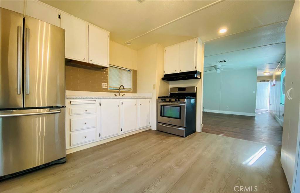 10701 G AVE #8, Hesperia, CA 92345