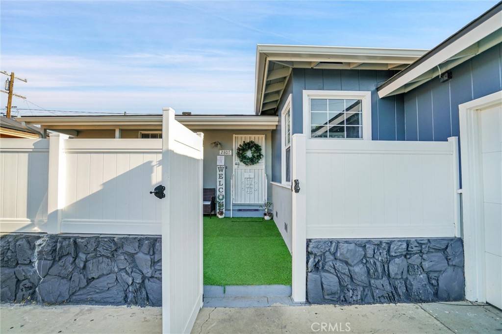 Gardena, CA 90248,2807 W 129TH