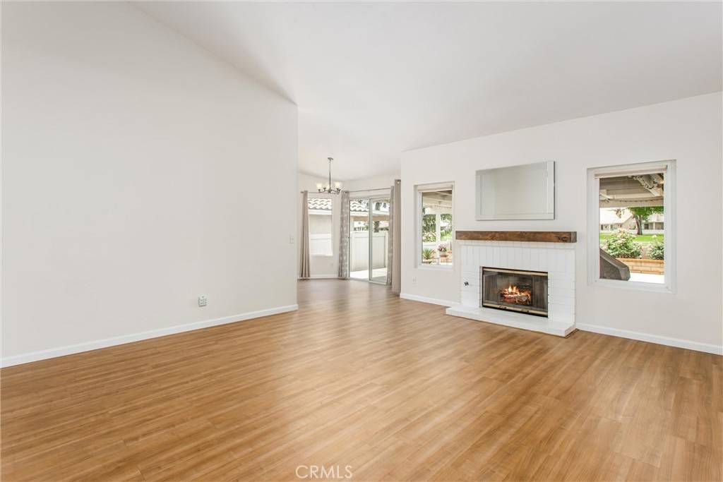 Banning, CA 92220,883 Riviera AVE