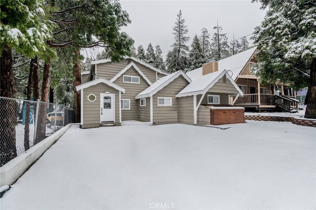 Crestline, CA 92325,707 Rocky