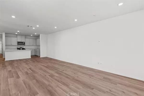 Ontario, CA 91761,4264 S Hermosa Paseo